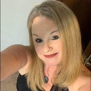 Meet your Posher, Melanie